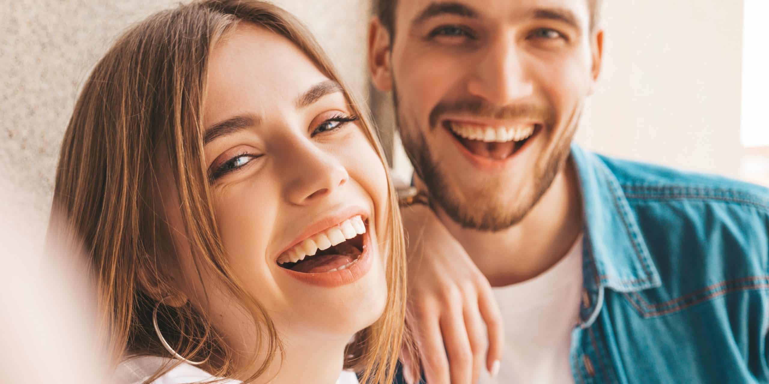 Carillas dentales de porcelana y composite en mejor clínica maxilofacial de España