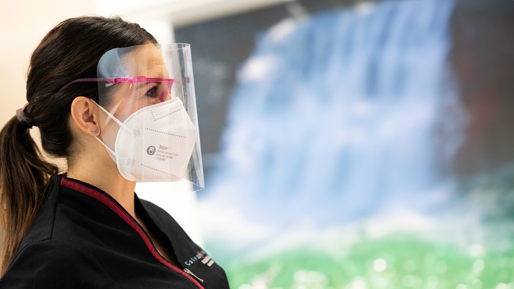 clínica maxilofacial calvo de Mora, elevación del seno maxilar, clínica Madrid, operación ósea mandíbula, precio elevación del seno maxilar