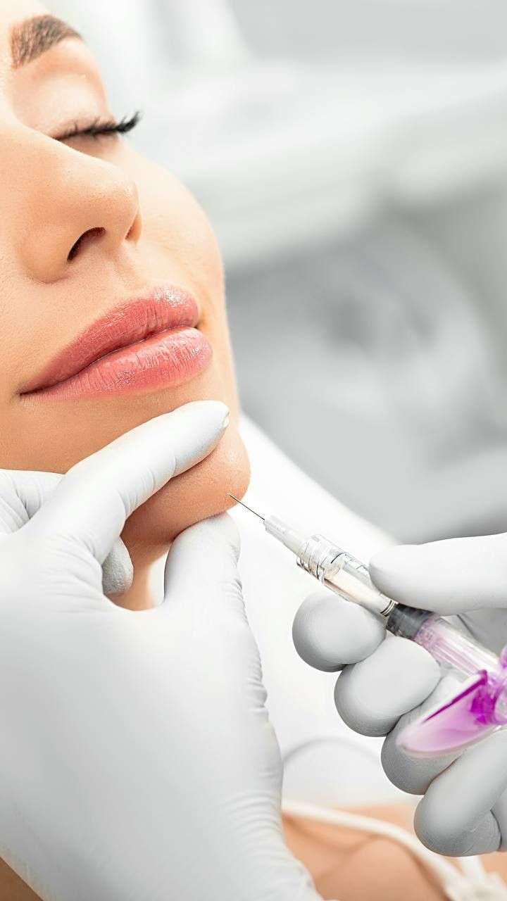 Elevar mentón con ácido hialurónico, mejor clínica estética Madrid, calvo de mora, medicina estética facial para tratamientos faciales