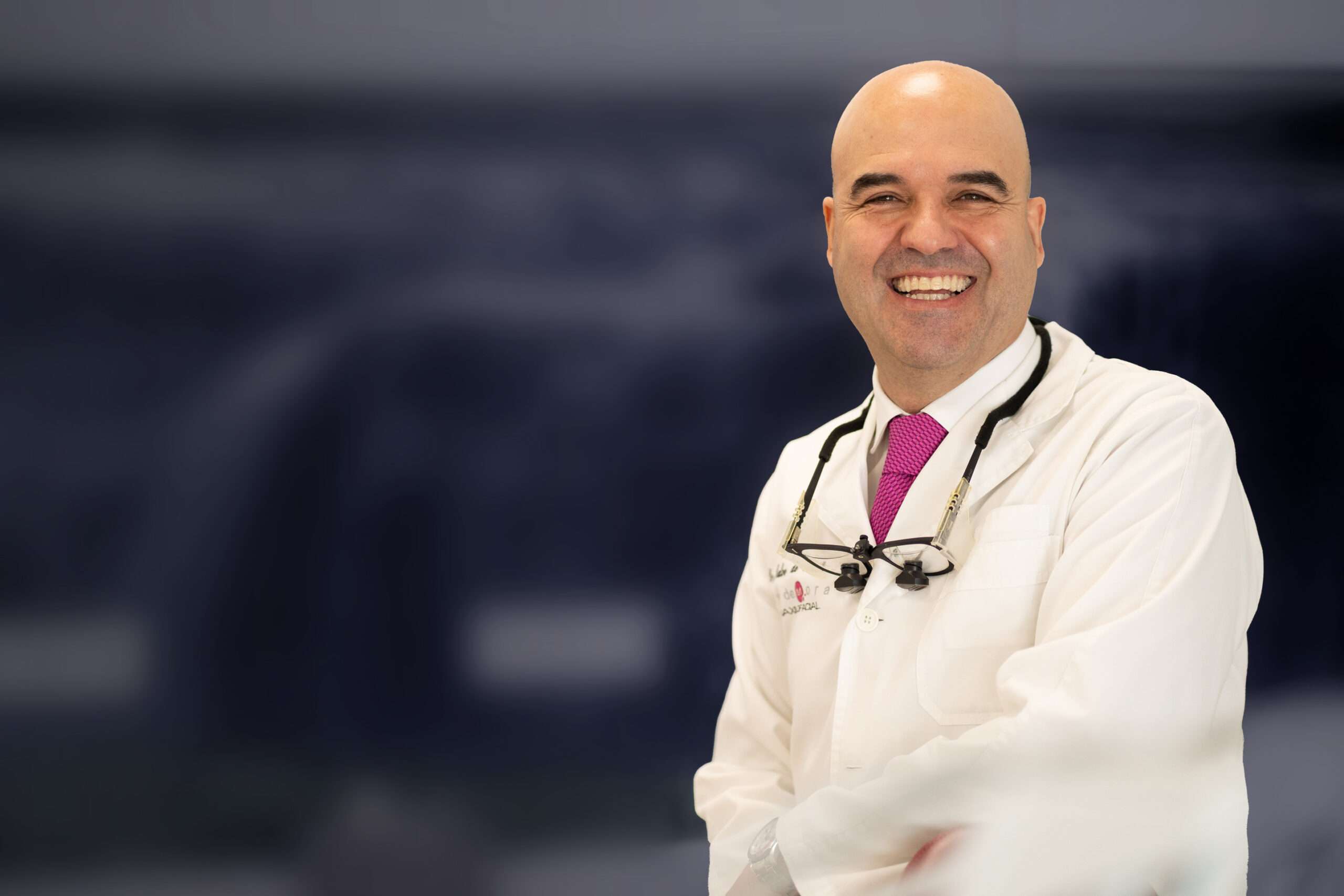 mejor cirujano maxilofacial en Madrid, dr Jorge Calvo de Mora, médico especialista, cirugía ortognática, implantes dentales, clinica privada