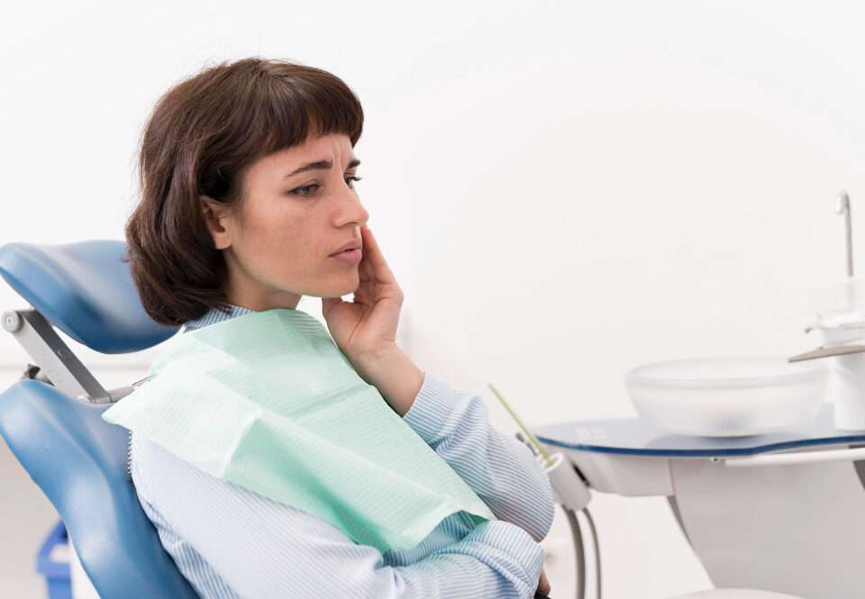 la periodoncia, La clave para salvar tus encías antes de que sea tarde, revisiones en dentista, clinica dental madrid para prevenir la periodontitis