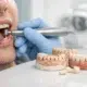 Rehabilitación oral para bruxismo y desgaste dental